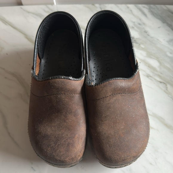 Sanita clogs. Size 28. Brown. - Picture 3 of 5